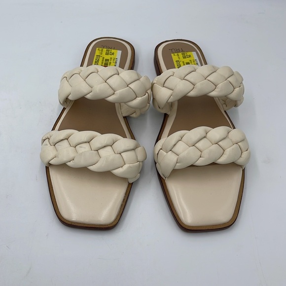 Braided Sandals - Picture 3 of 6